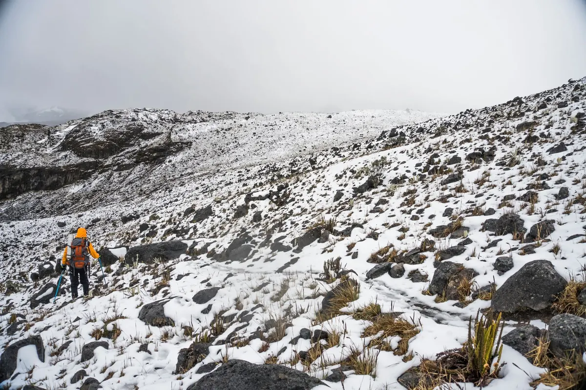 Winter Hiking Near Scottish Lochs: What to Pack and When to Turn Back